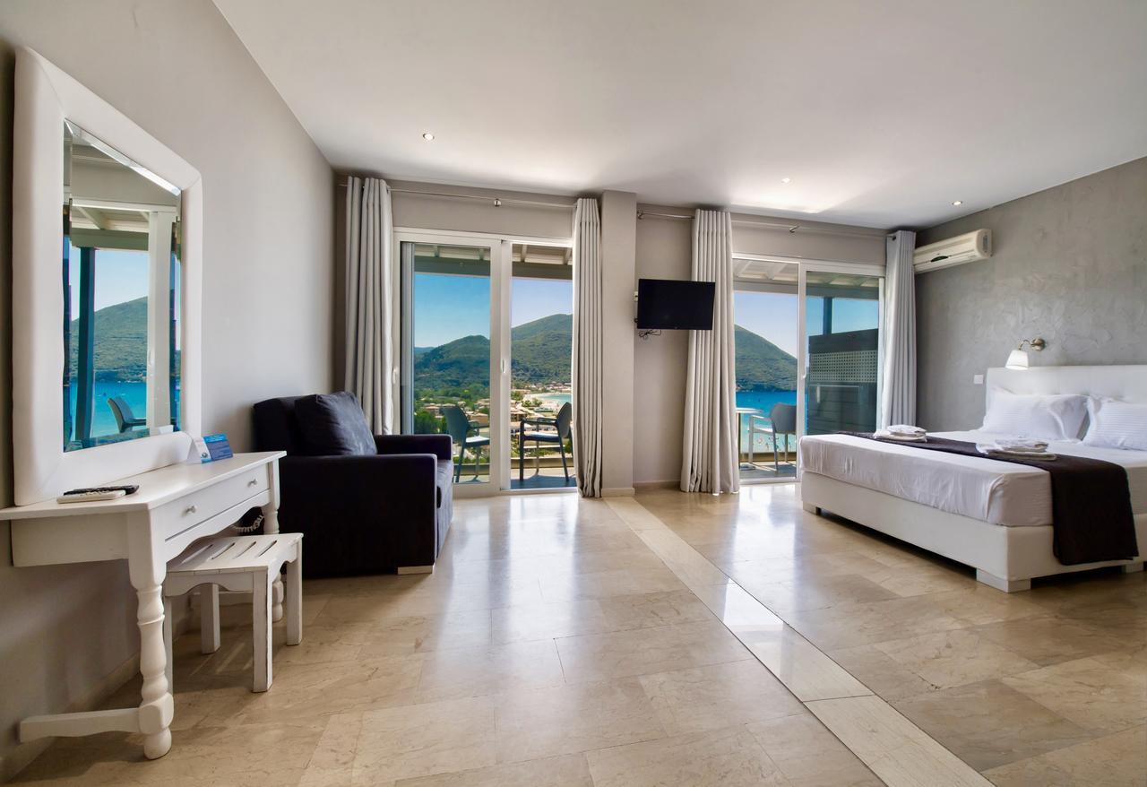 Ponti Beach Hotel Vasiliki Exterior photo